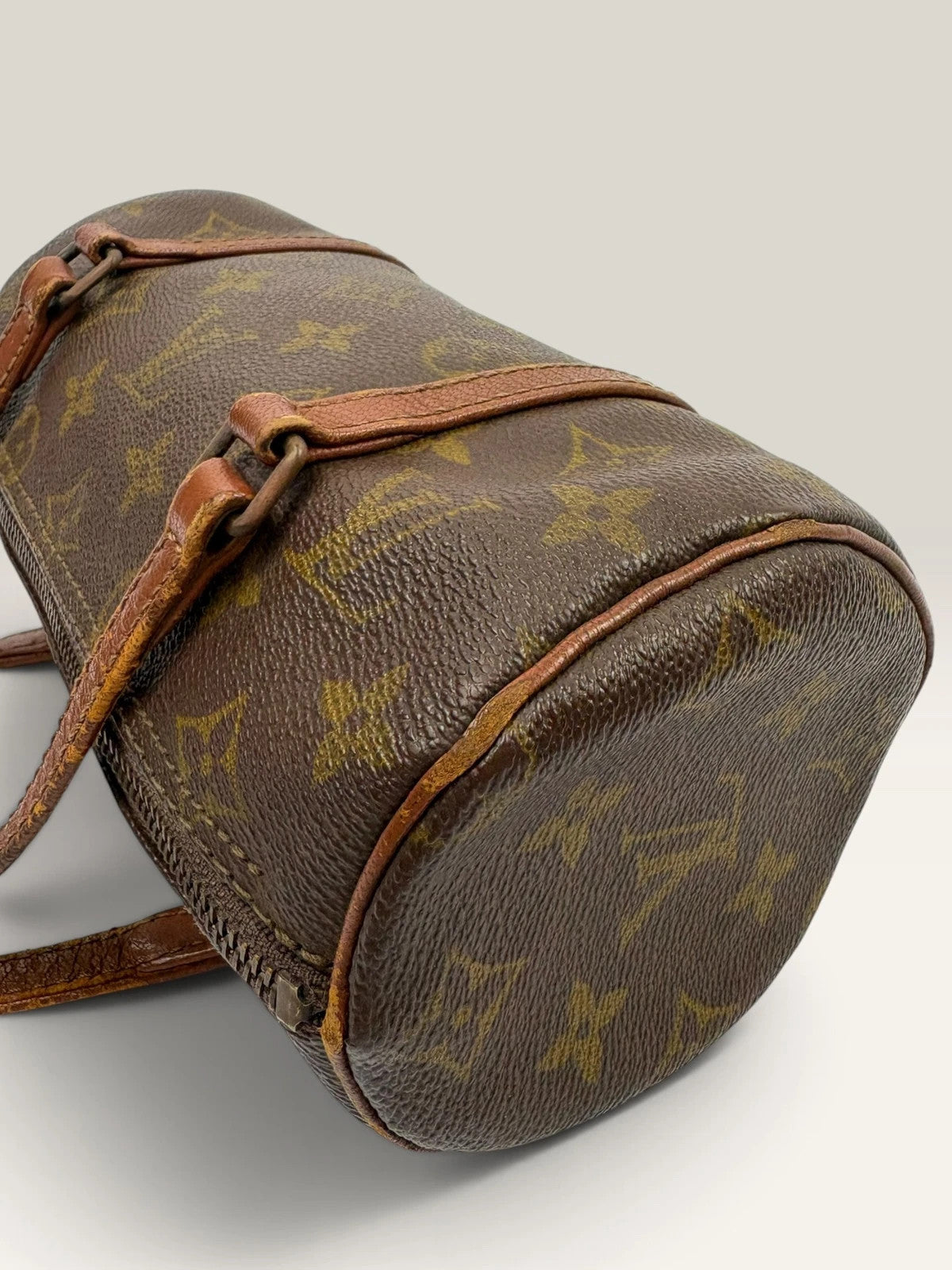 Louis Vuitton Papillon 30 handbag brown monogram canvas with natural leather trim and handles.
