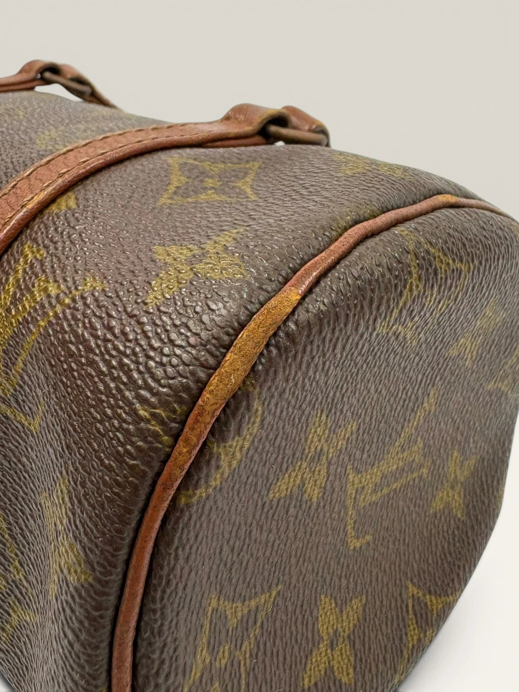 Louis Vuitton Papillon 30 handbag brown monogram canvas with natural leather trim and handles.
